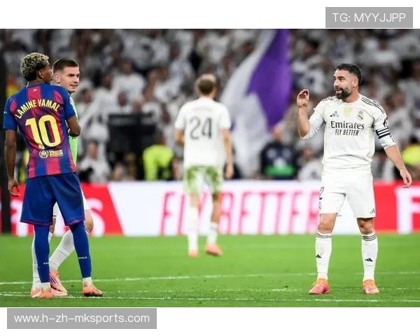 巴萨多脚配合撕裂封锁，佩德里抽射命中